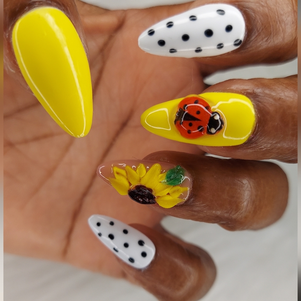 Sunflower Ladybug Spring Nails